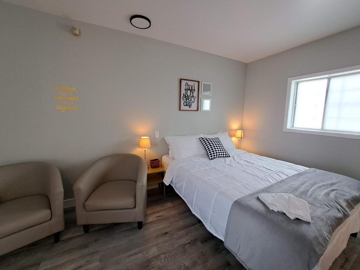 Ferienwohnung Habitations Zenith Sainte-Anne-de-Beaupré Exterior foto